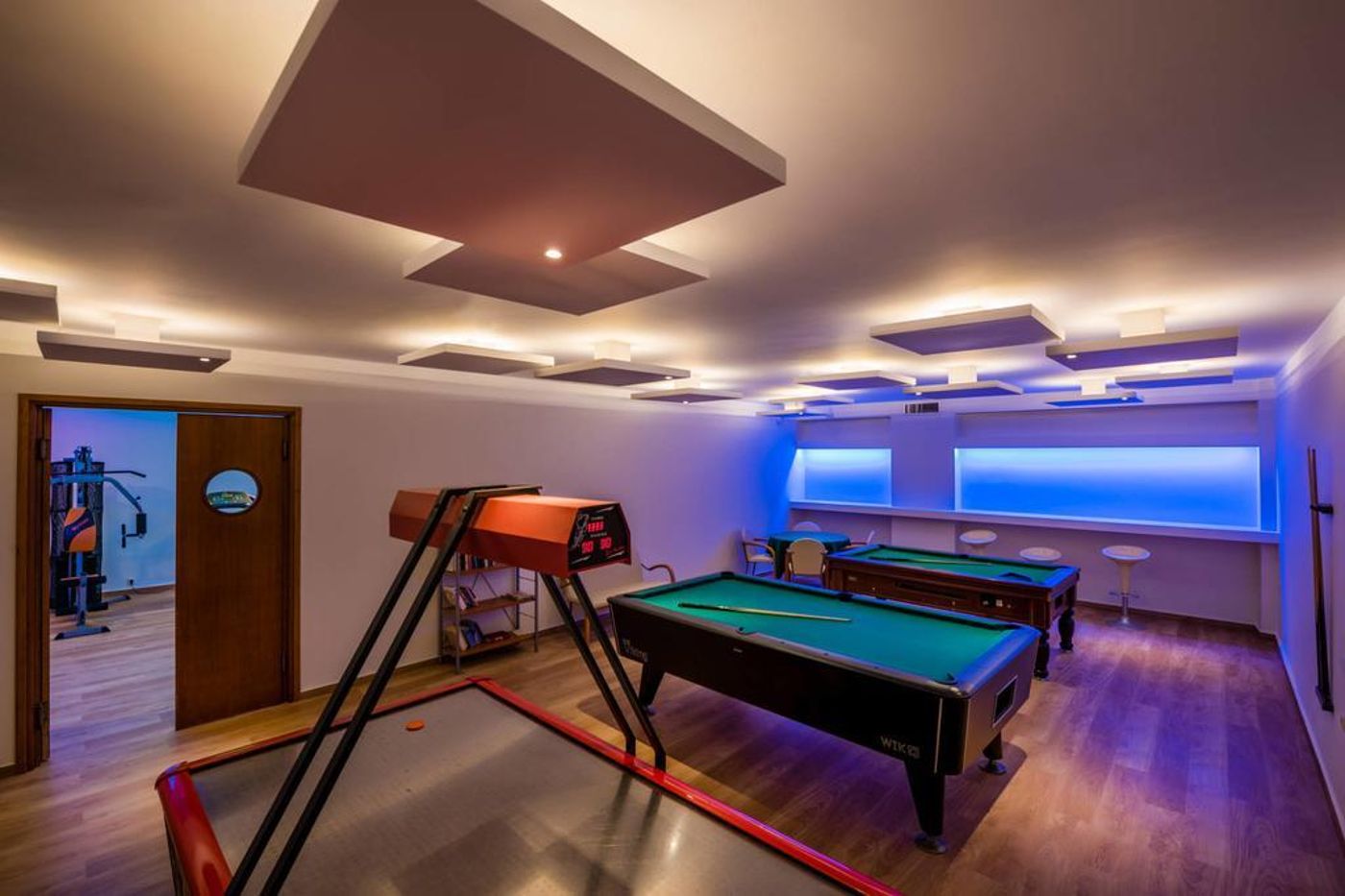 Hotel-Mediterranean-Beach-Sports-and-Entertainment-75