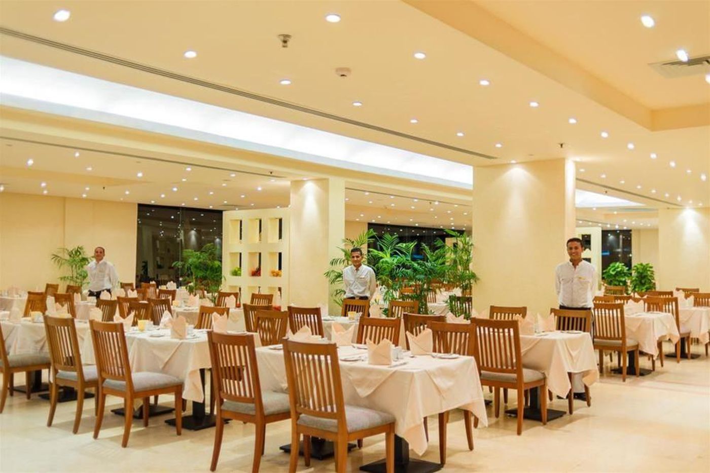 Concorde-Moreen-Beach-Resort---Spa-General-view-16