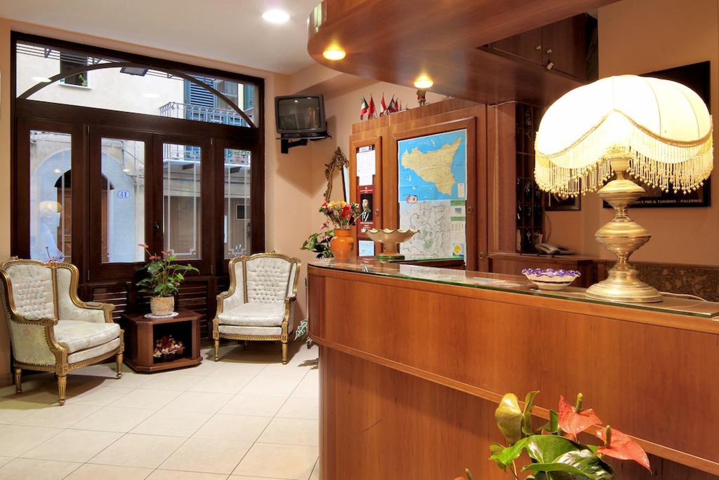 La-Giara-Hotel-Lobby-17