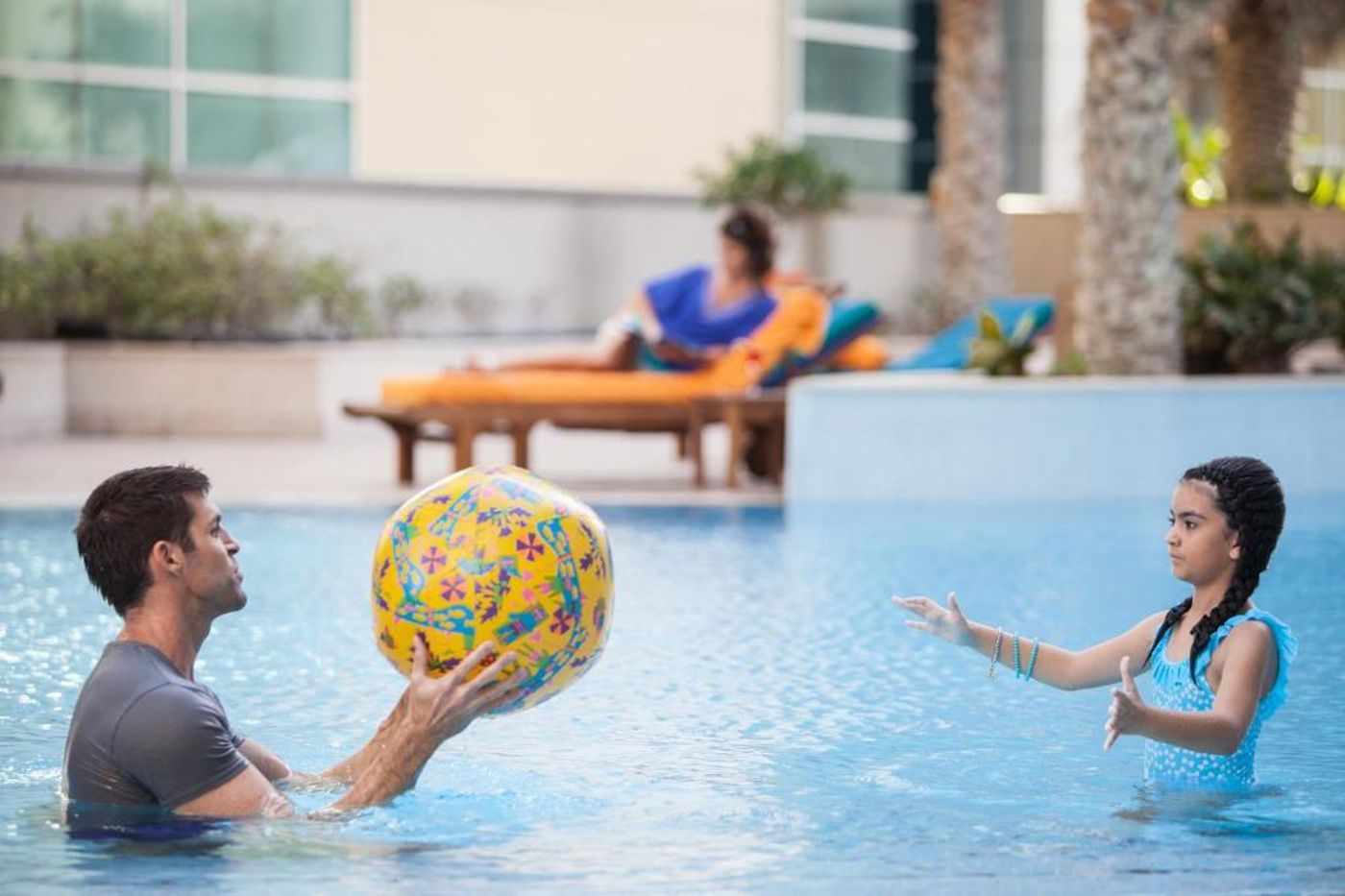 Oasis-Beach-Tower-Serviced-Pool-6