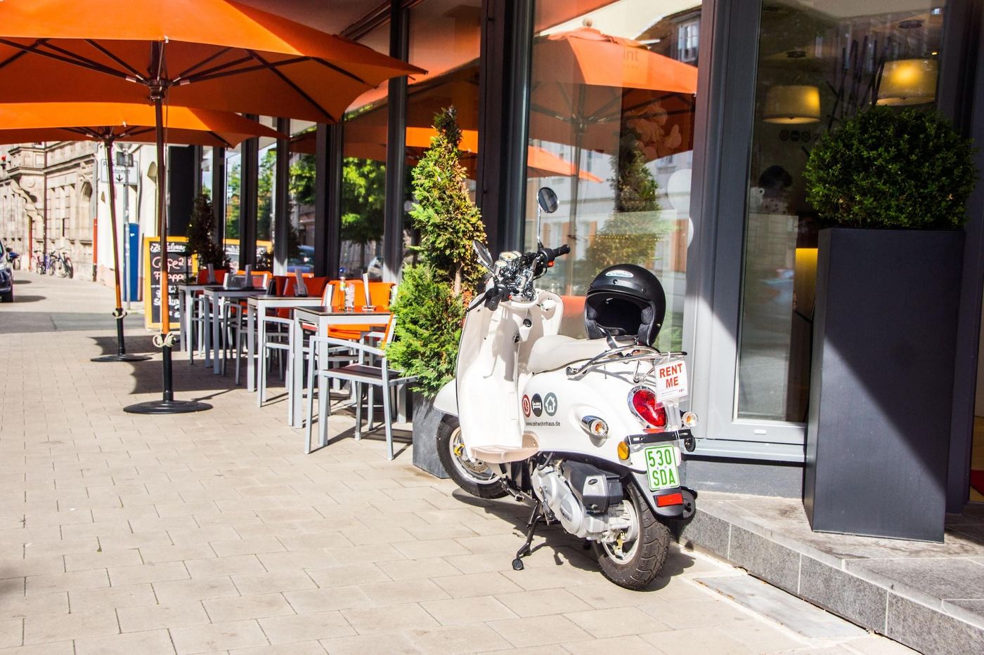 Zeitwohnhaus Suite Hotel Serviced Apartments-Germany-ERLANGEN-General view-2