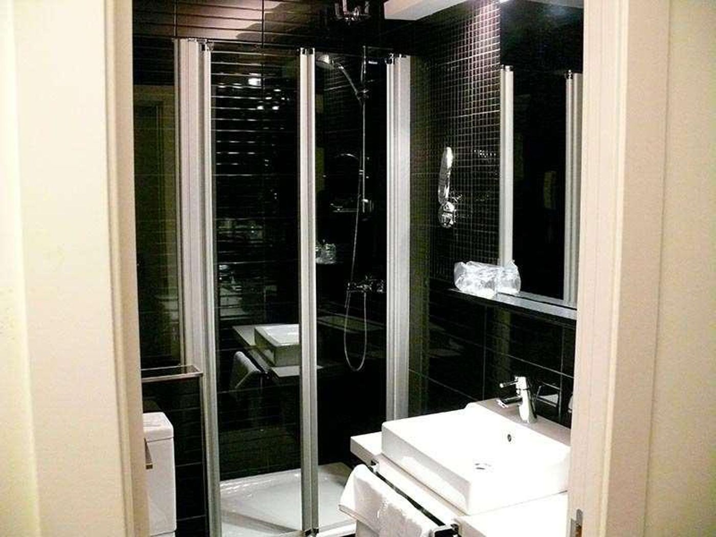 Los Angeles-Spain-BOO DE GUARNIZO-Room-8