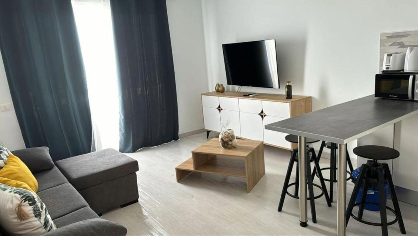 Malibu-Park-Hotel-Room-27