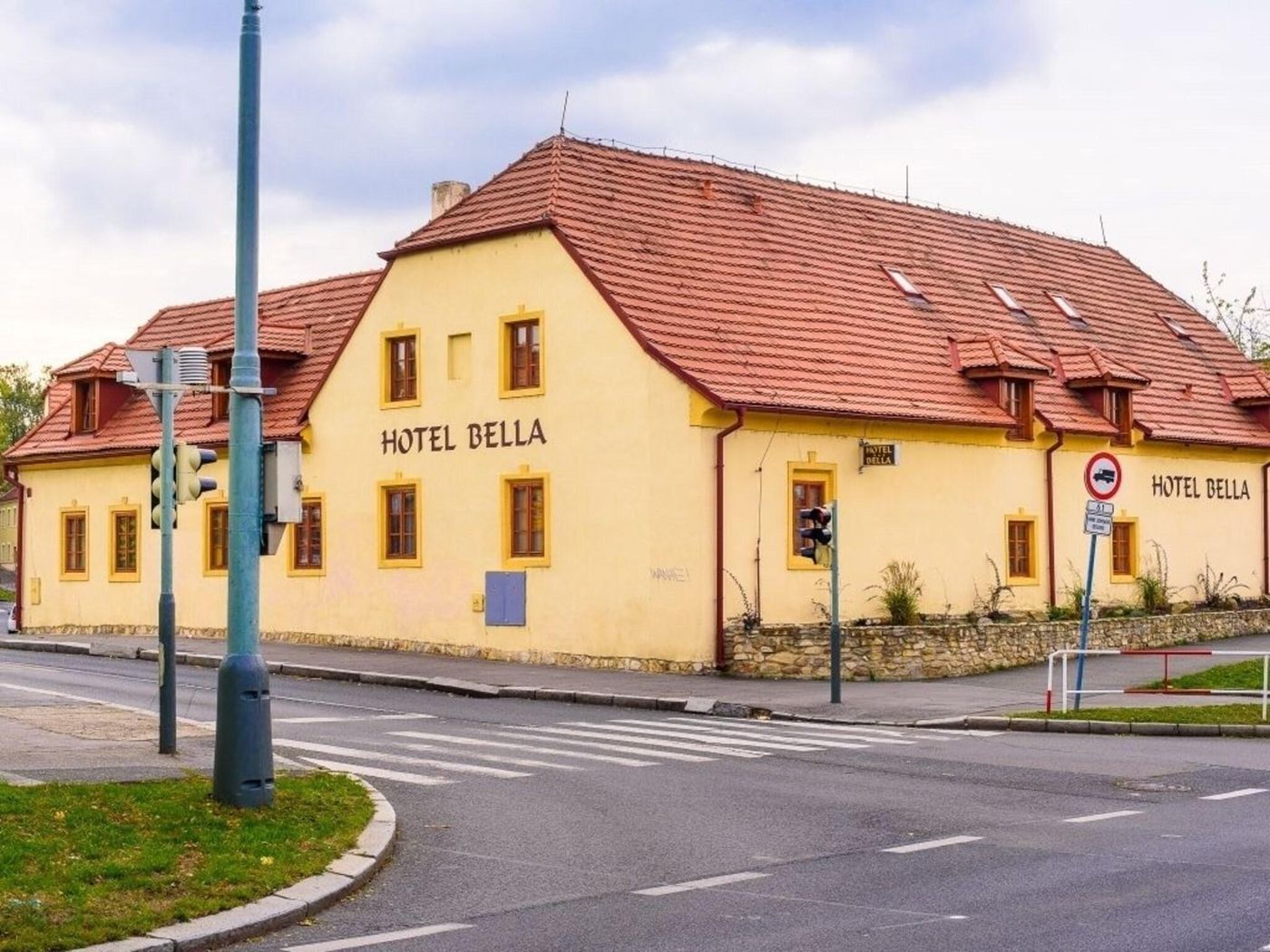 Hotel-Bella-Prague-General-view-13