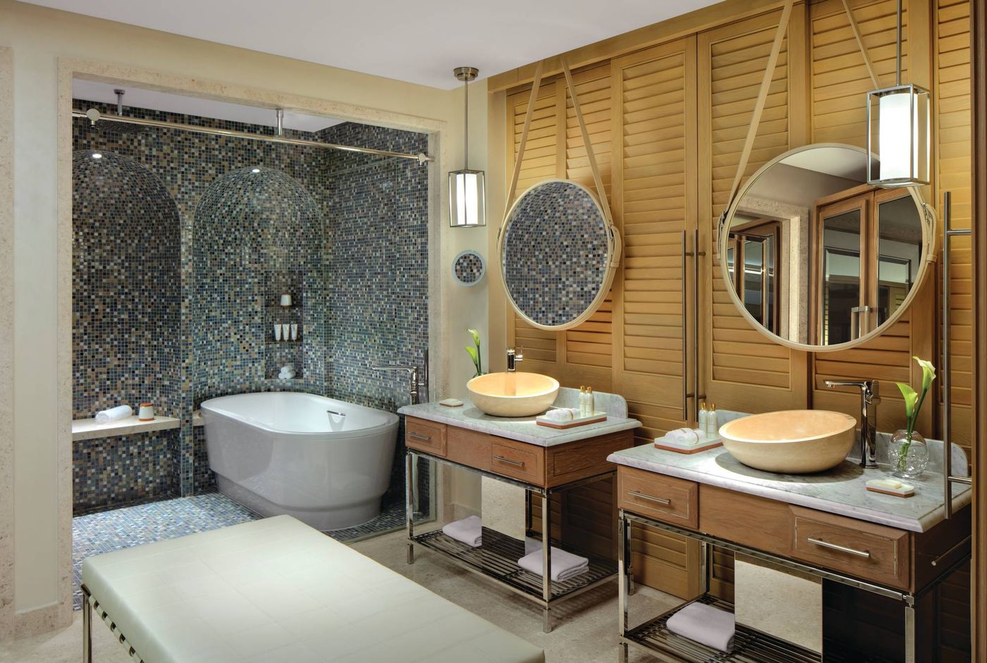 Madinat-Jumeriah---Jumeirah-Al-Naseem-Room-46