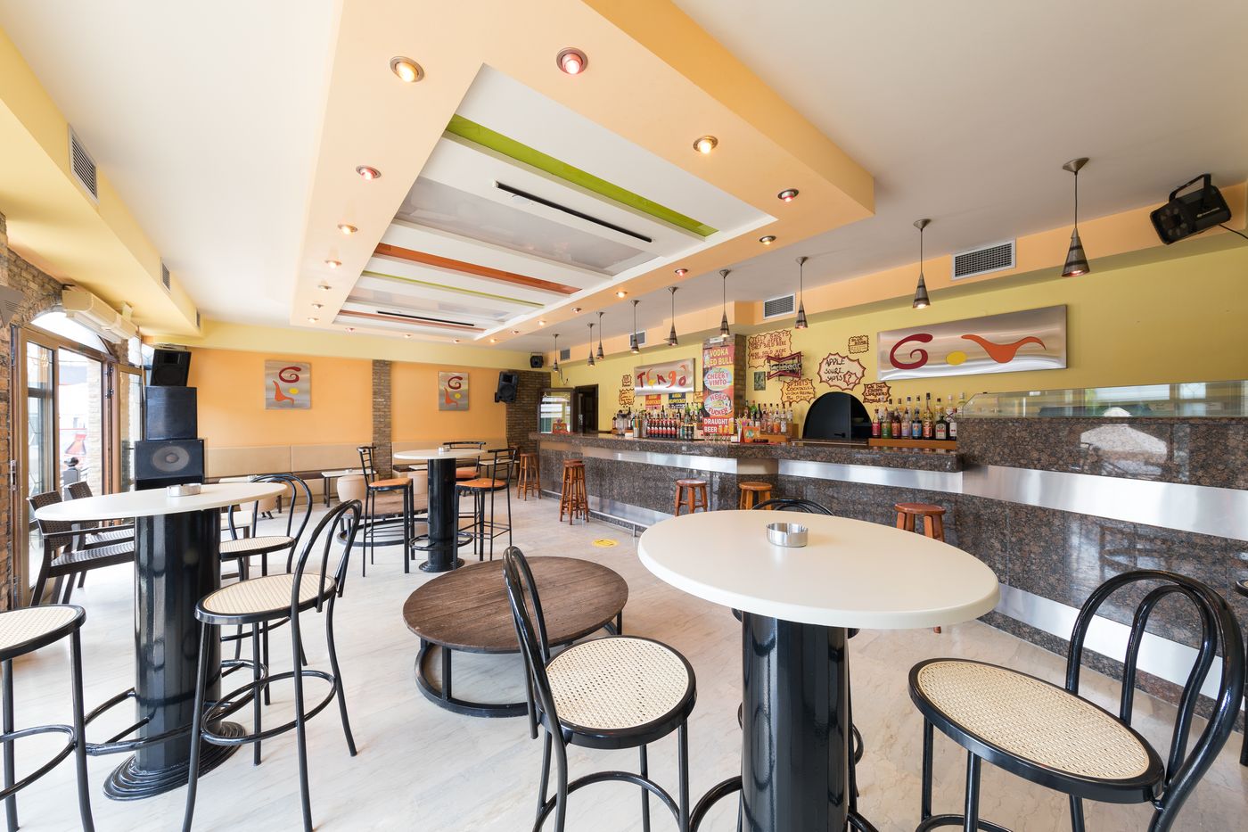 Lefkimi-Hotel-Bar-30