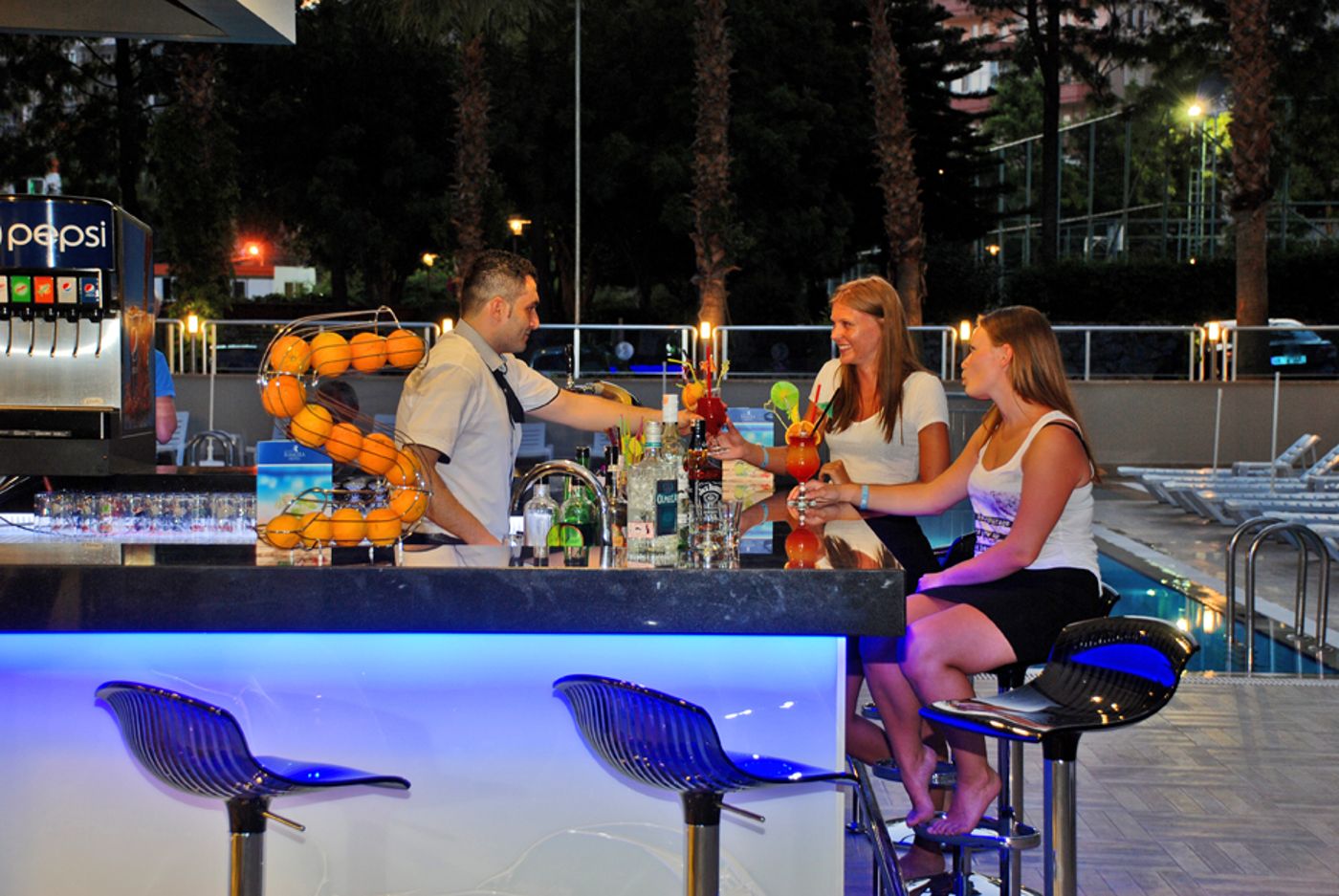 Kleopatra-Ramira-Hotel-Bar-14