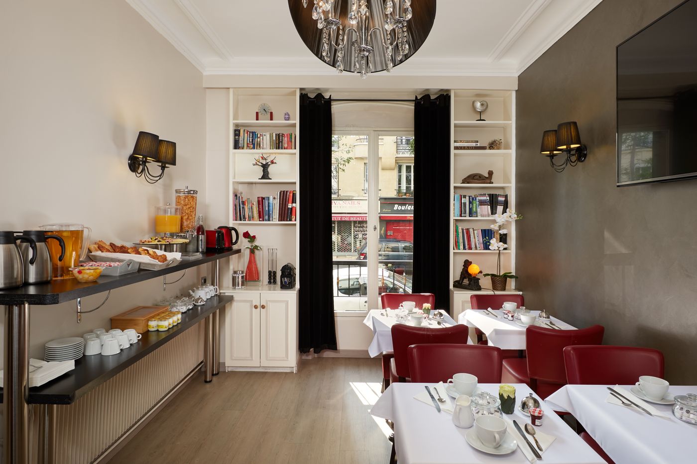 Le-Twelve-Restaurant-6