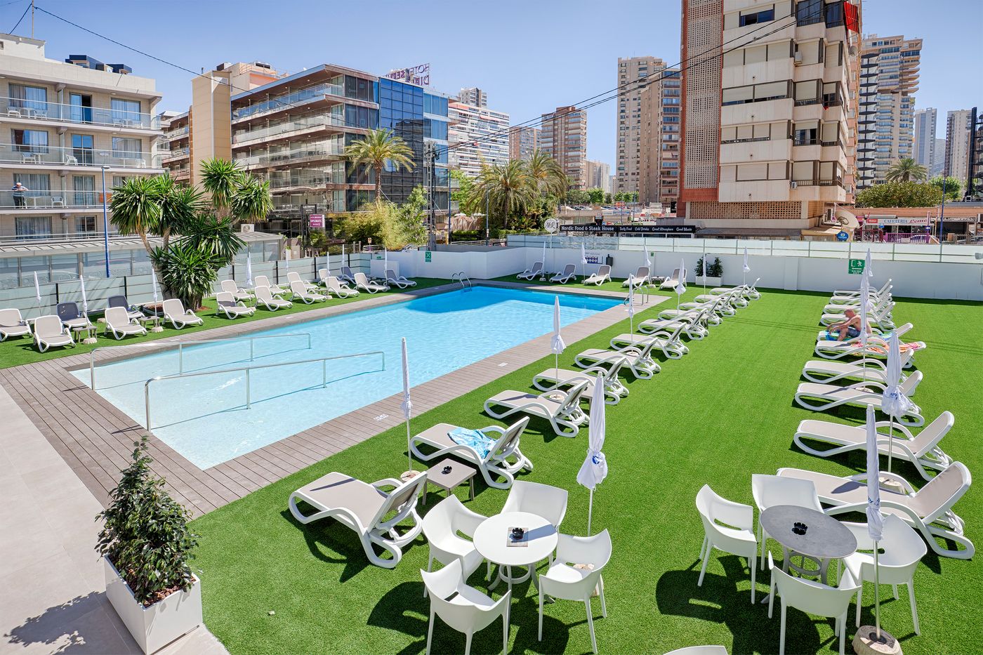 Benidorm-Centre---Adults-Recommended-Pool-1