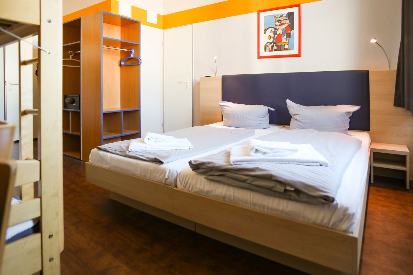 Acama-Kreuzberg-Hotel-Hostel-Room-20