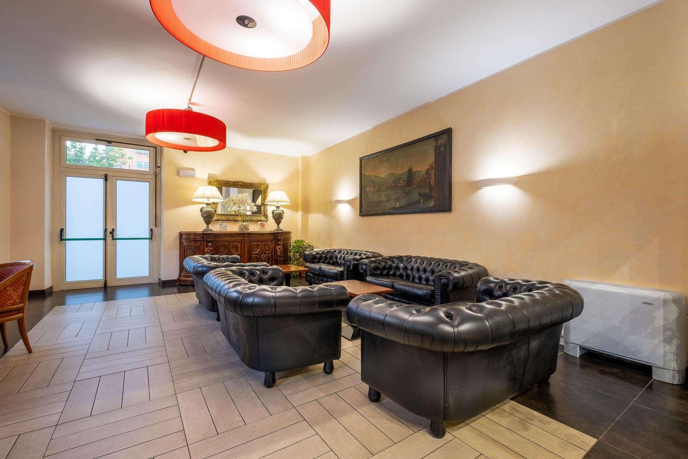 Quality-Hotel-Nova-Domus-Lobby-13