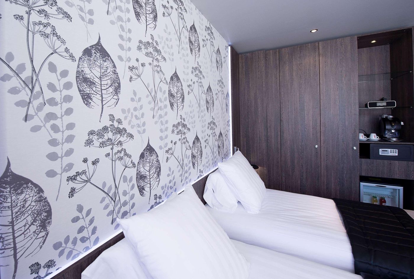 Best-Western-Premier-Patio-des-Artistes-Room-25