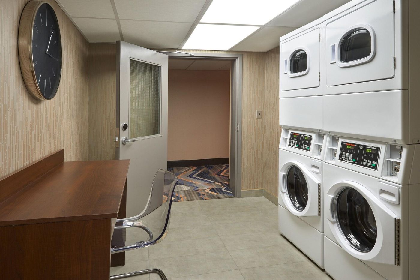 Four Points by Sheraton Vaughan-Canada-TORONTO-General view-2