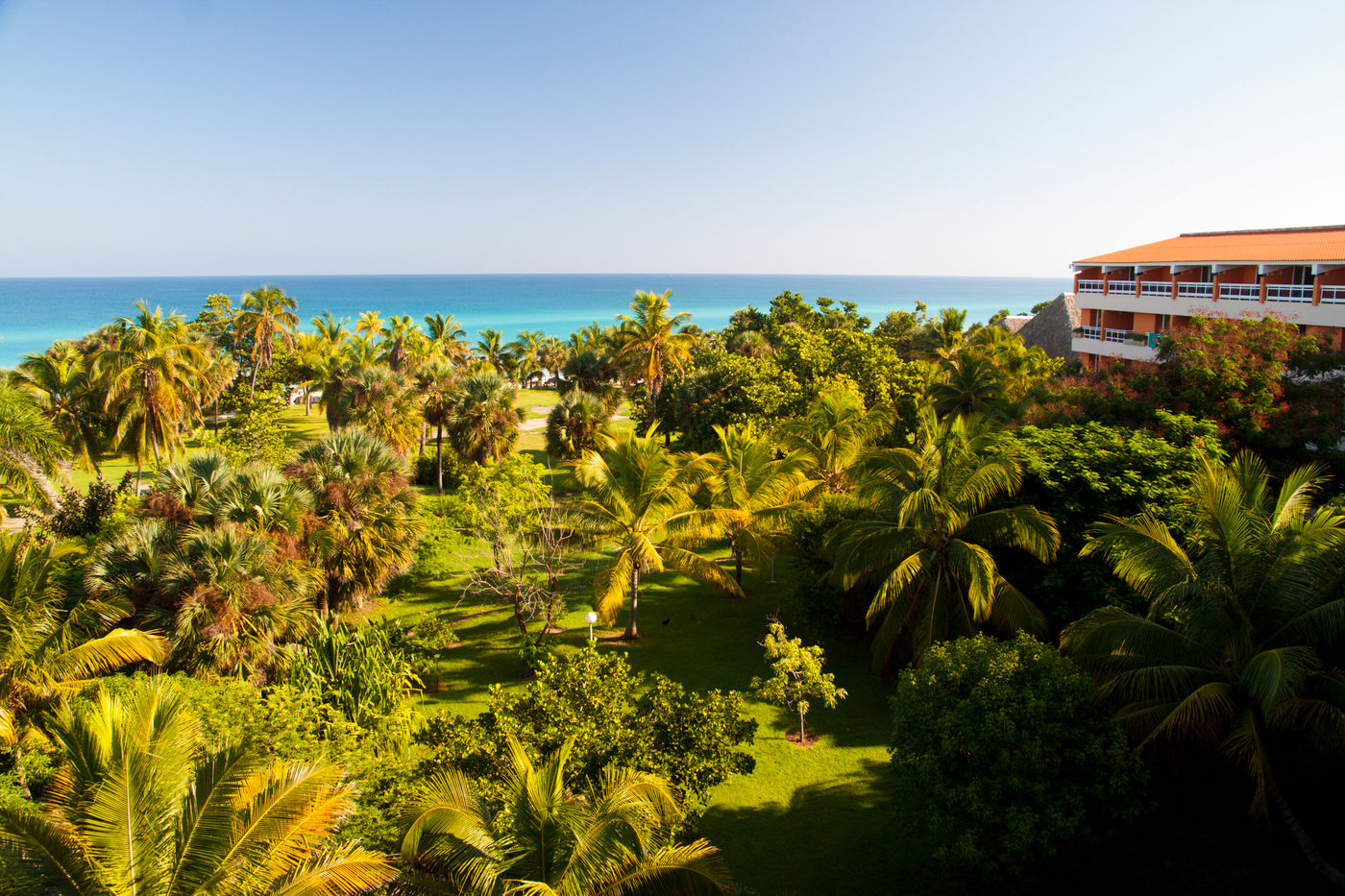 Occidental Arenas Blancas