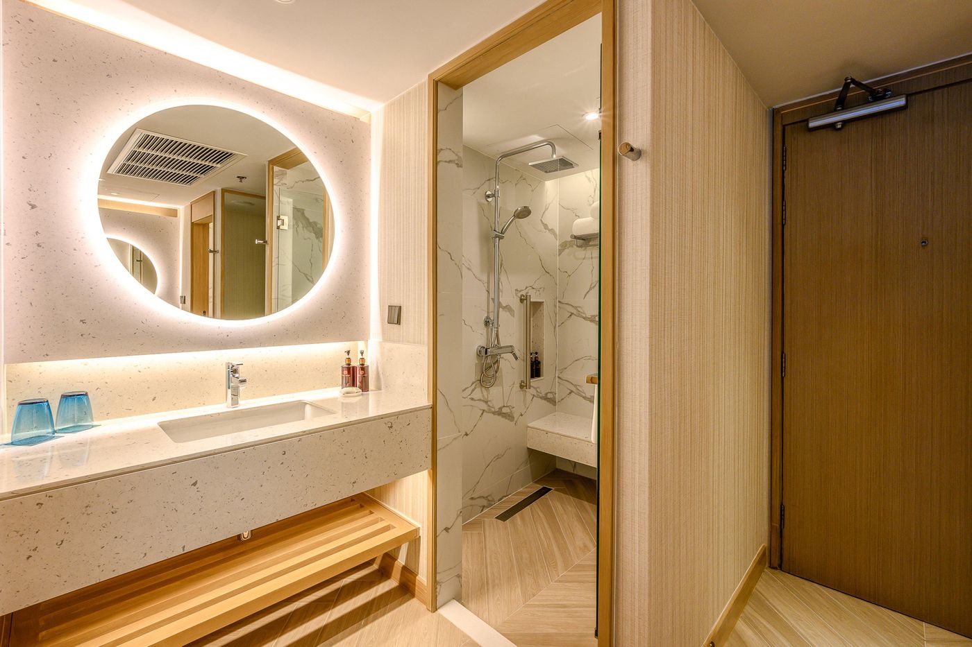 Holiday-Inn-Resort-Phuket-Patong-Room-58