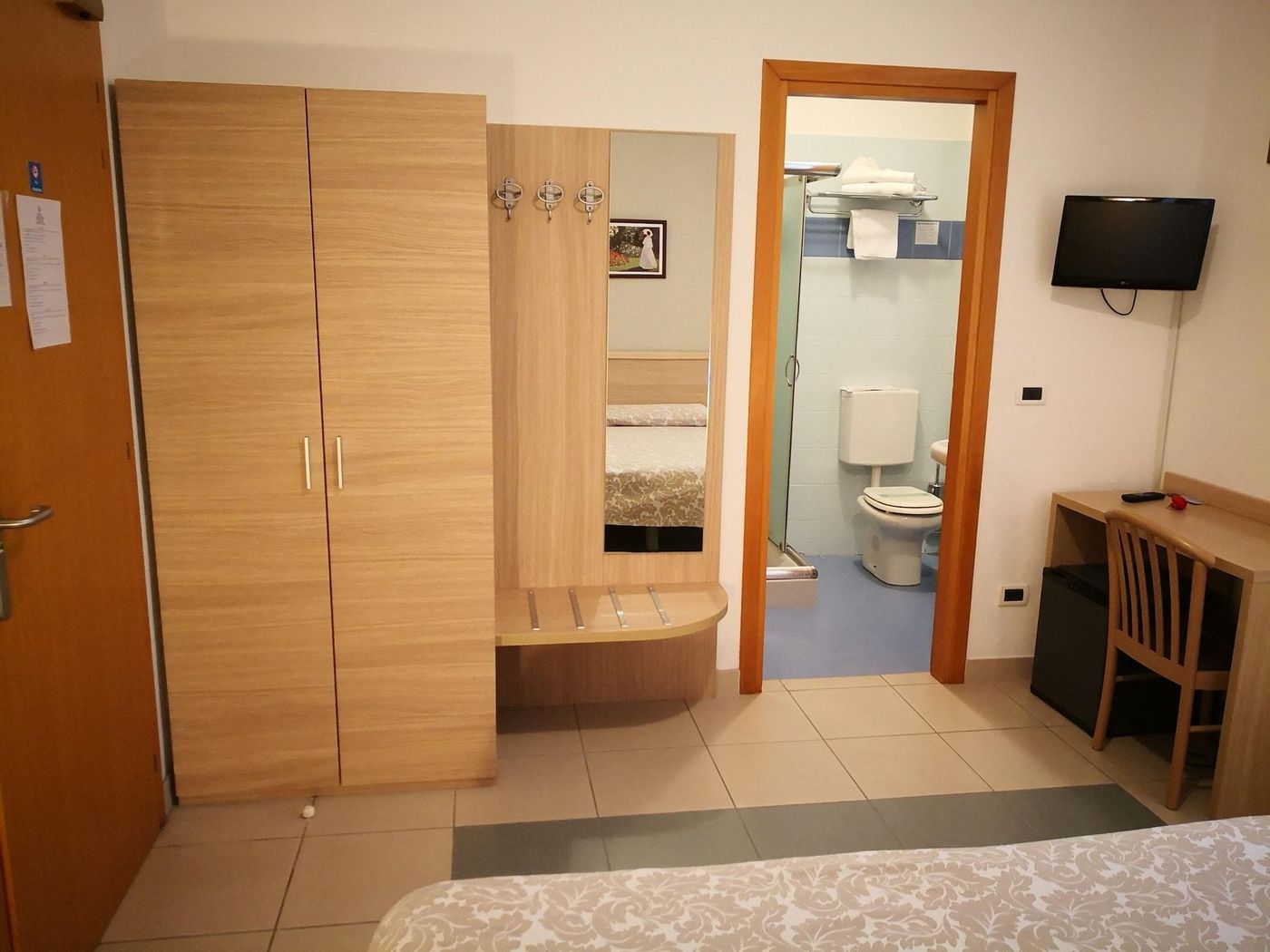 Domus-Ciliota-Room-8