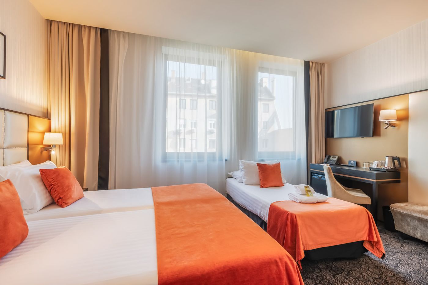 Eurostars-Danube-Budapest-Room-30