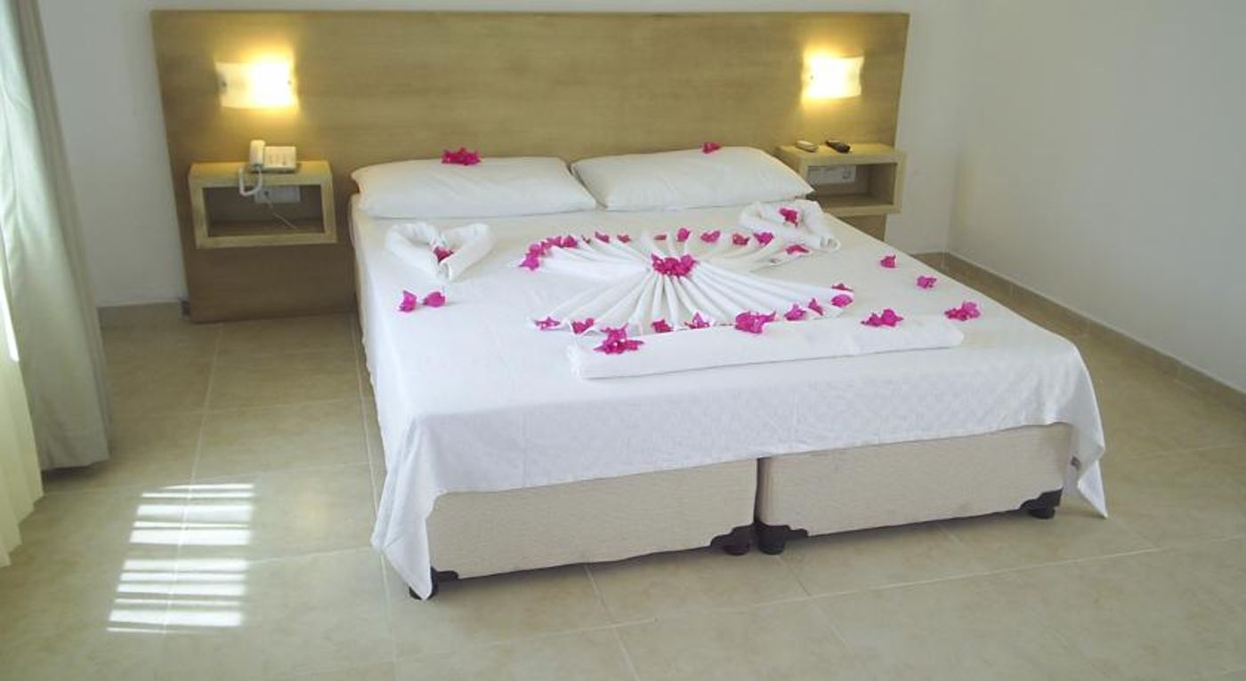 Blue Bay Beach Hotel