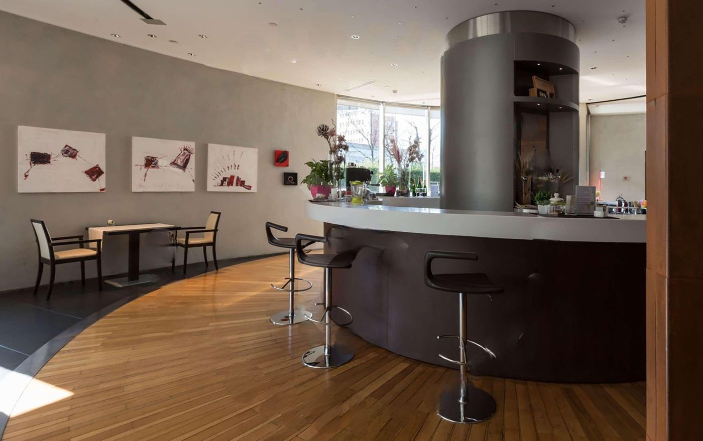 Best-Western-Plus-The-Hub-Hotel-Bar-10
