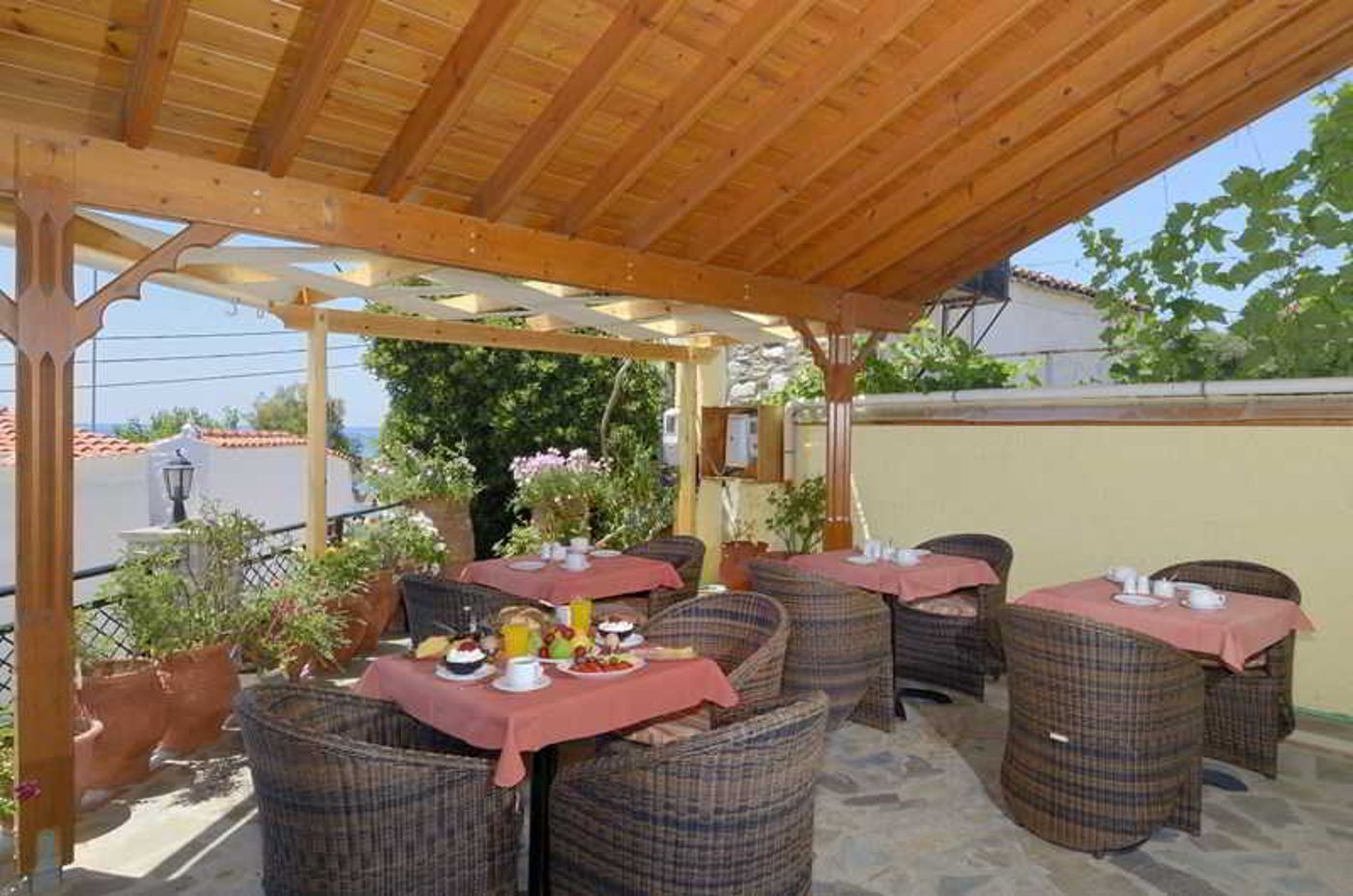 Agrilionas-Beach-Lobby-13