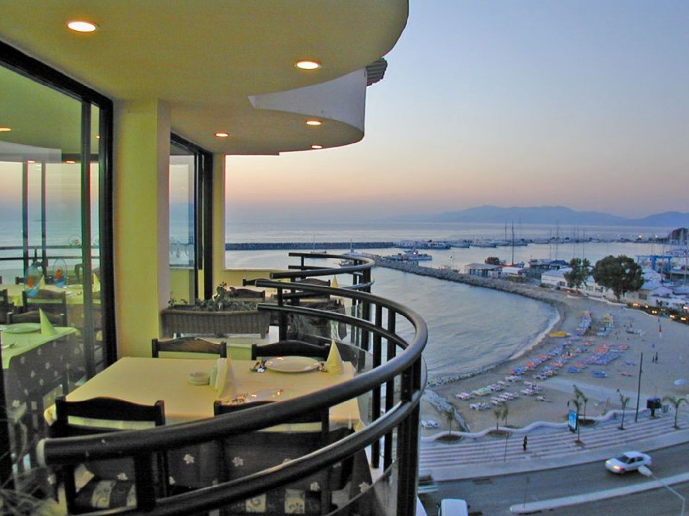 By Karaaslan Inn Hotel