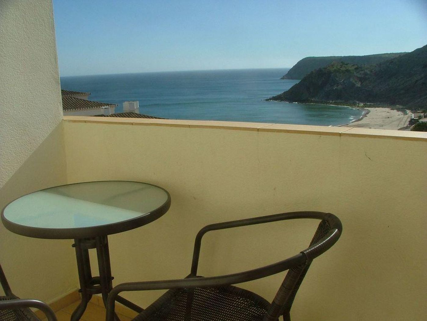 Praia-do-Burgau-General-view-26