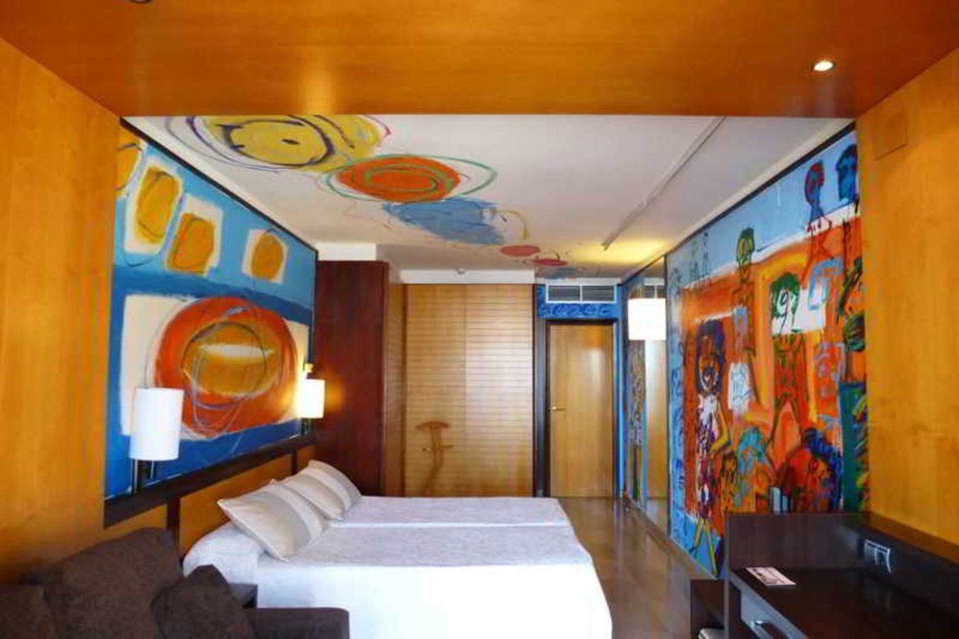 Estela-Barcelona-Room-40