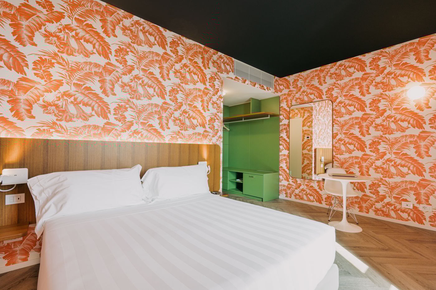 Collini-Rooms-Room-3