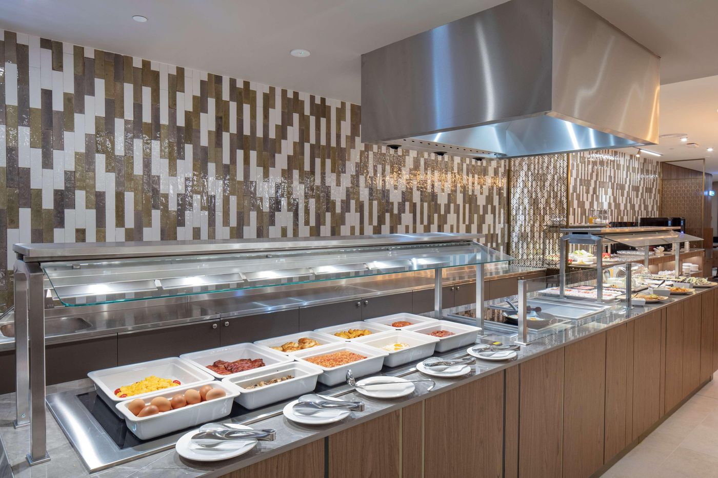 DoubleTree-by-Hilton-Plovdiv-Center-Restaurant-50