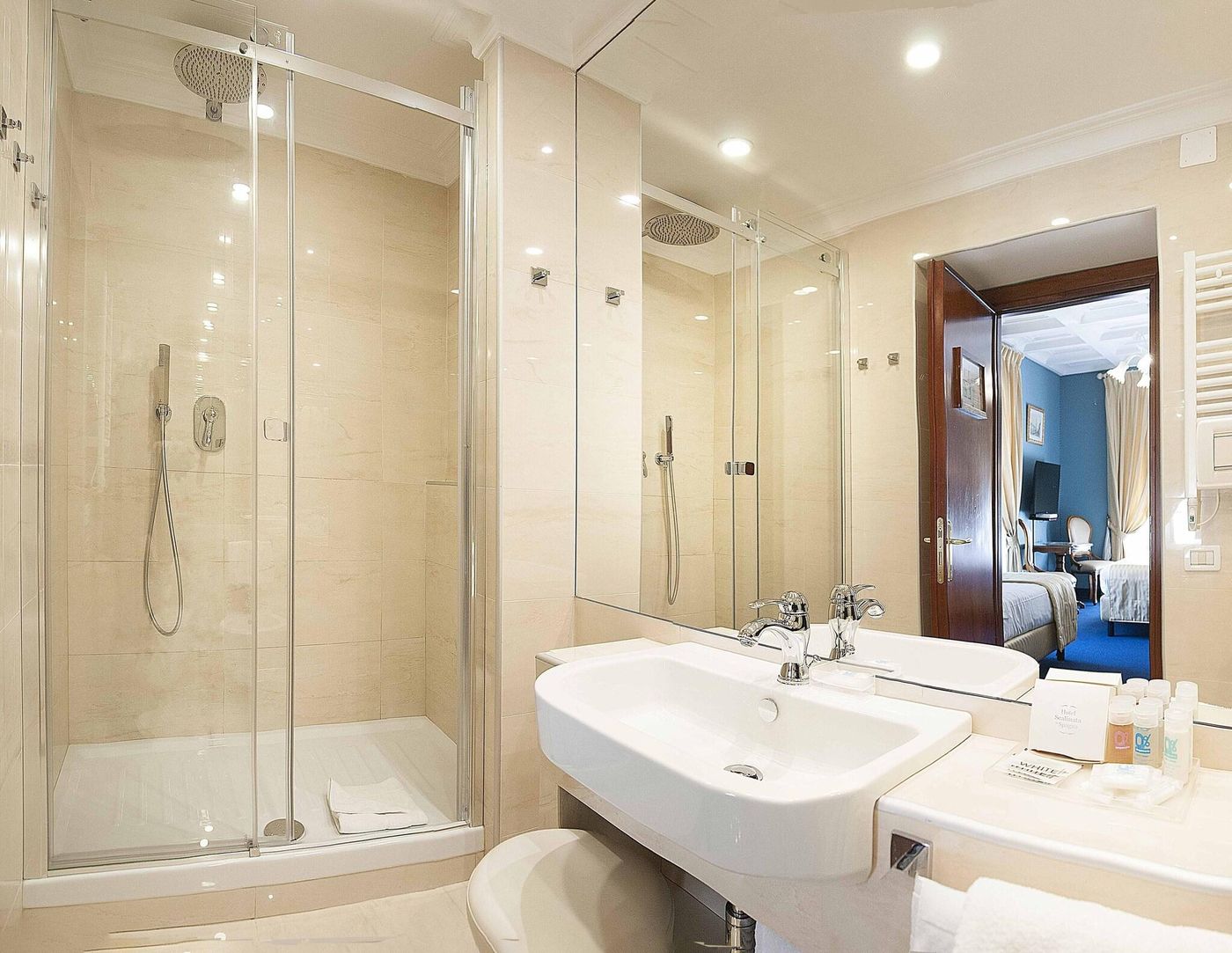 Scalinata-Di-Spagna-Room-34