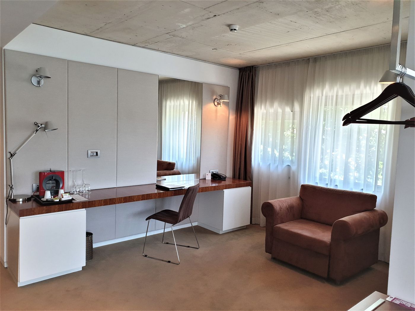 Graffit-Gallery-Hotel-Room-30