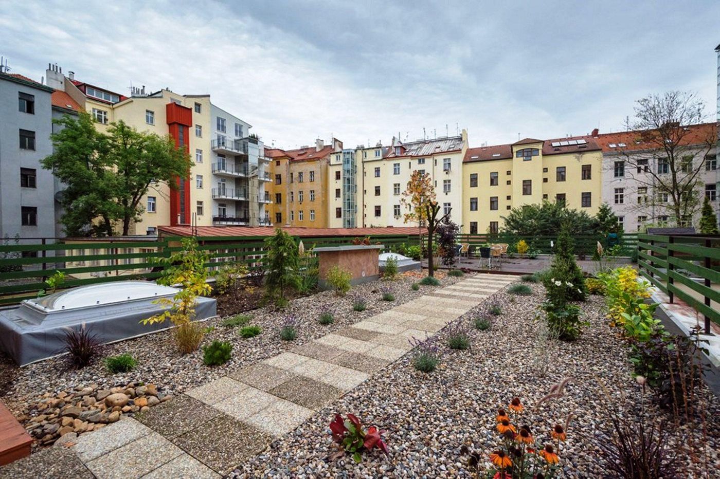 Superior-Hotel-Terrace-3