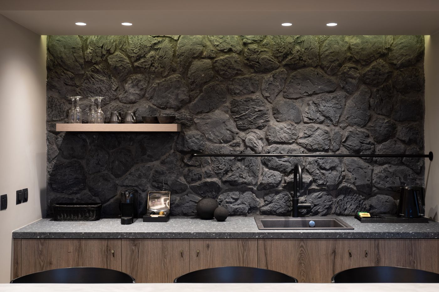 Apikia-Santorini-Room-66