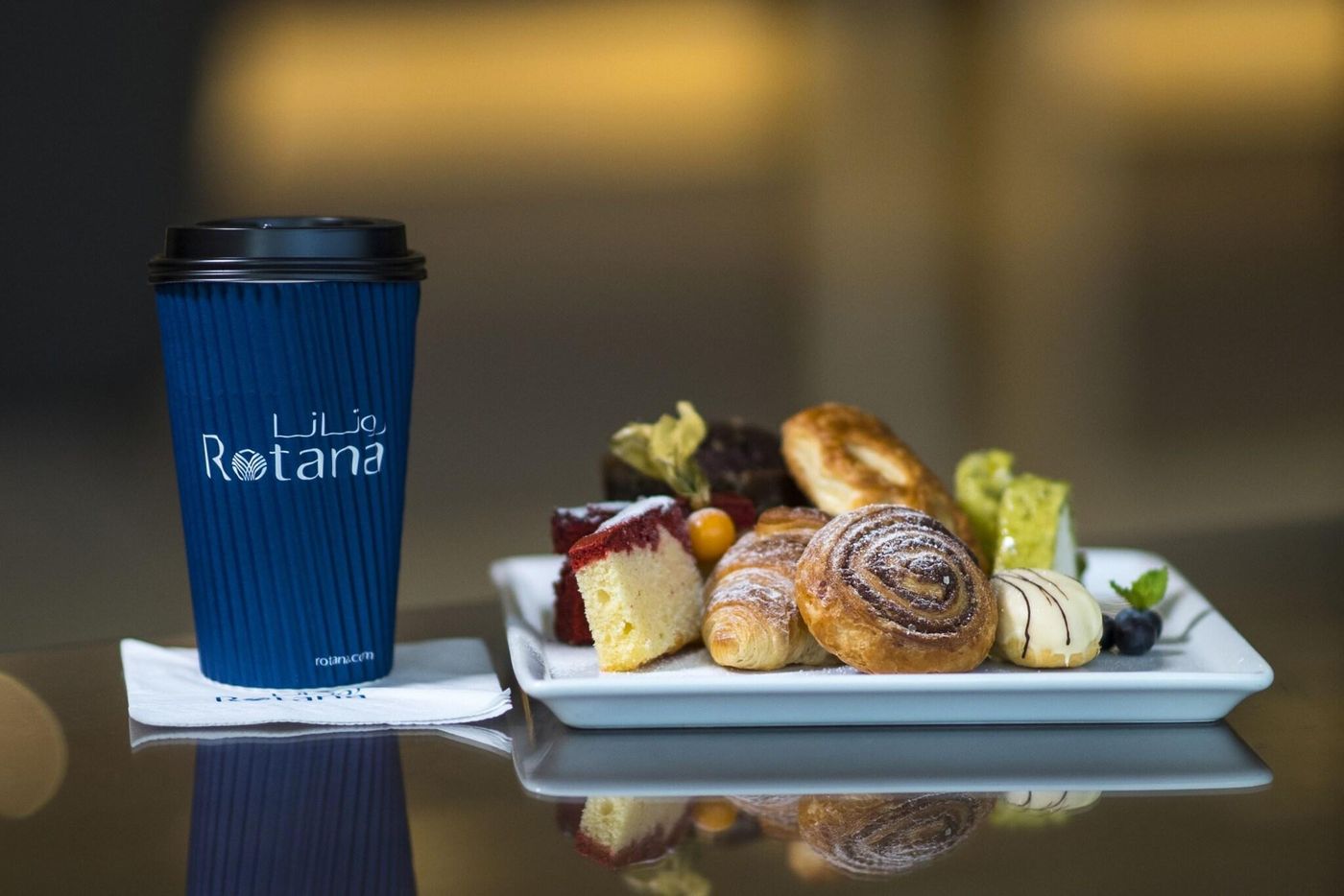 Jumeira-Rotana-Restaurant-50