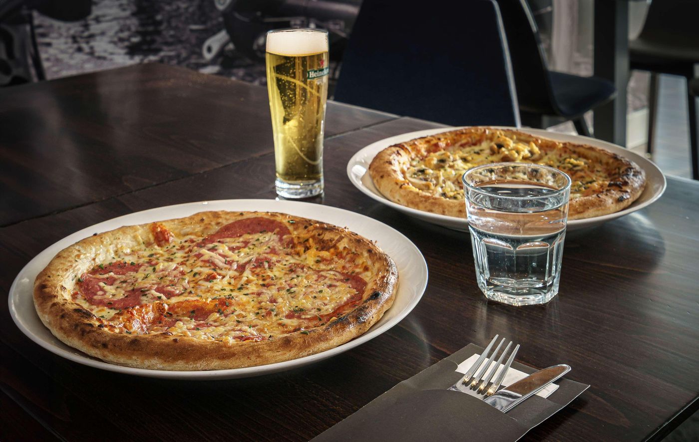 Hampton-By-Hilton-Amsterdam-City-Centre-East-Restaurant-46