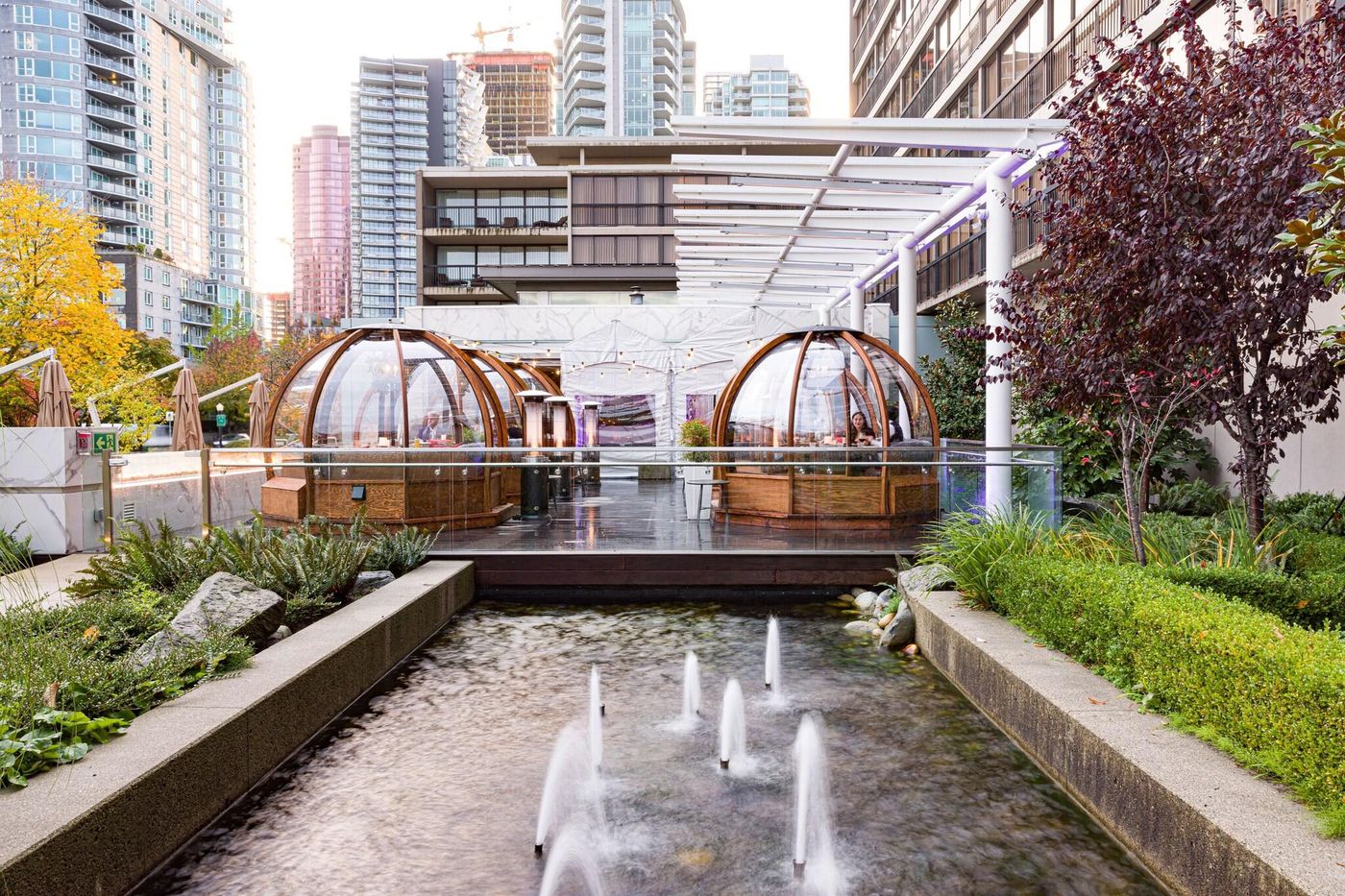 Westin-Bayshore-Vancouver-Restaurant-95