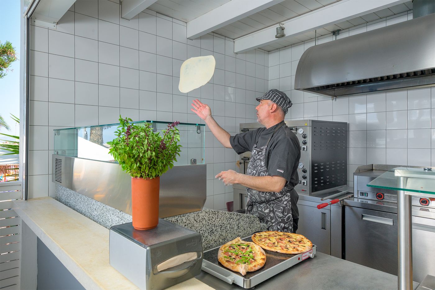 Oceanis-Restaurant-31