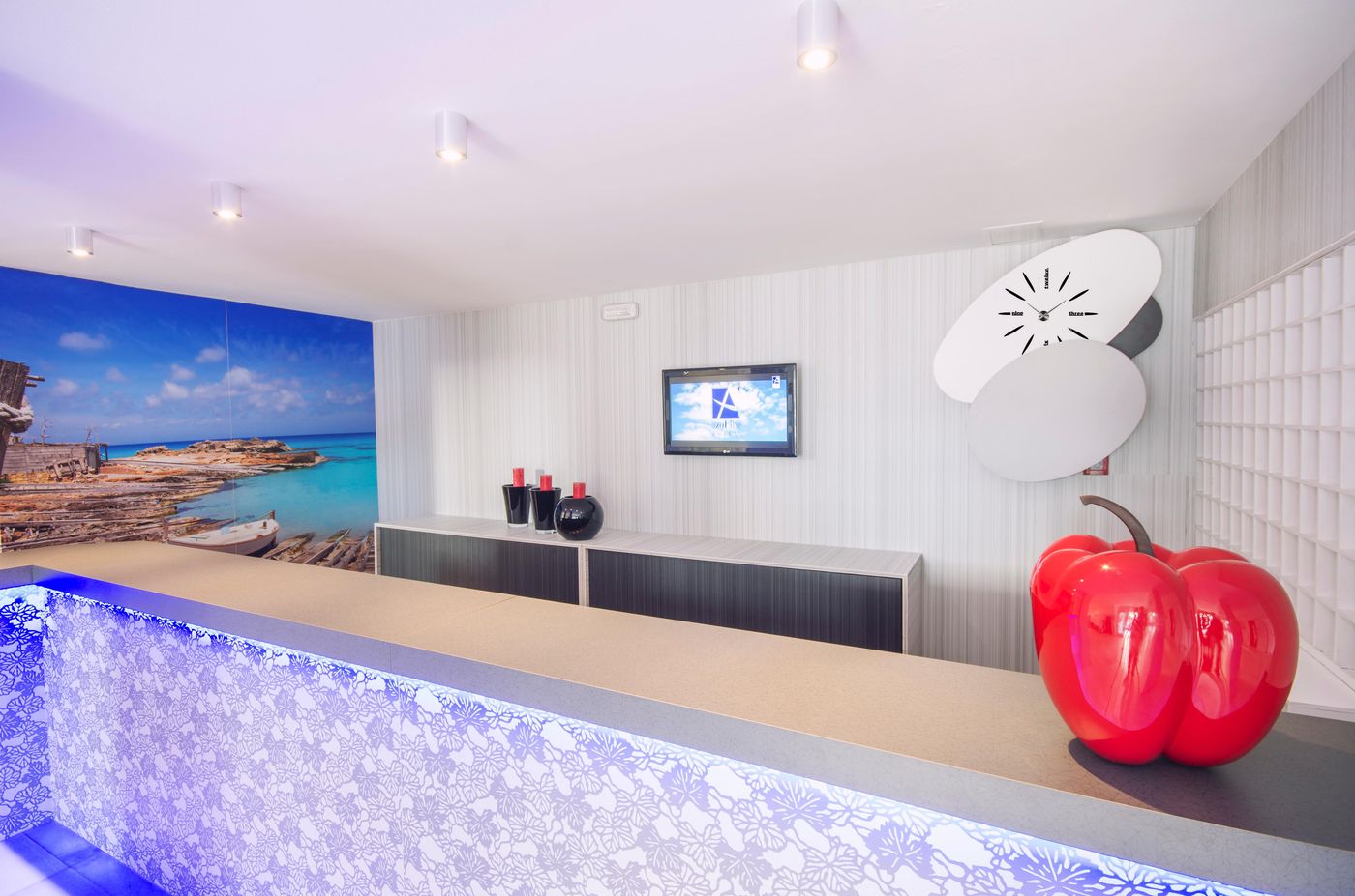 AzuLine-Apartamentos-Sunshine-Lobby-16