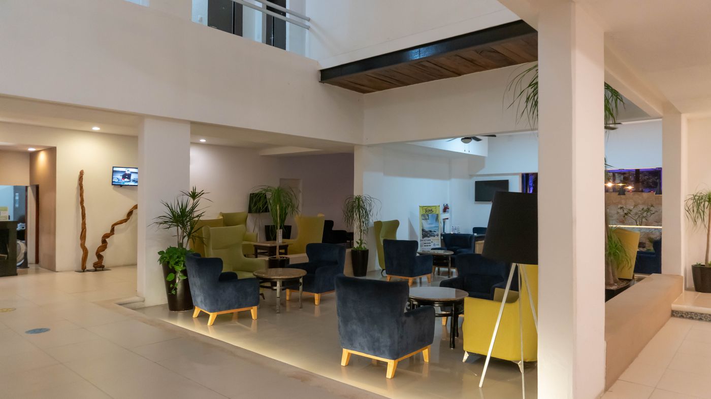 Cancun-Bay-Resort-Lobby-45