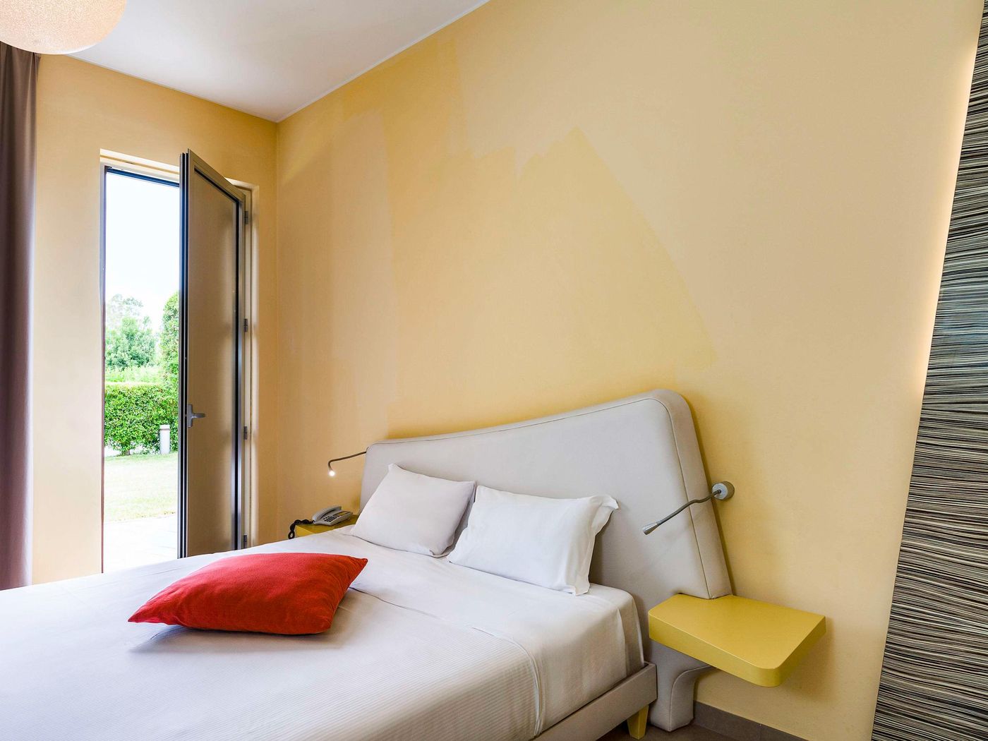Ibis-Styles-Catania-Acireale-Room-46
