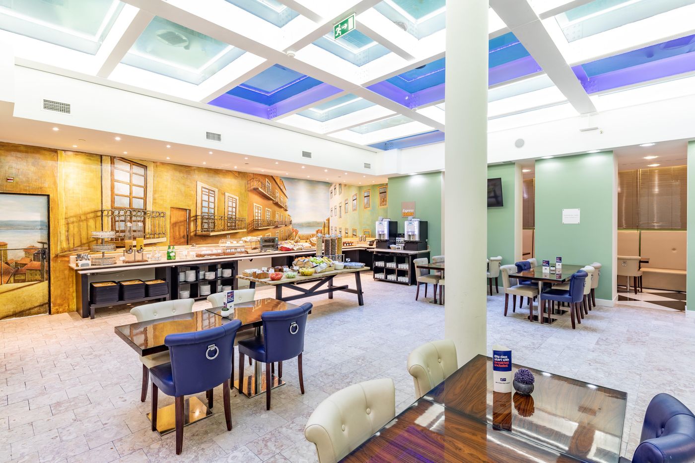 Holiday-Inn-Express-Av-Liberdade-Restaurant-18