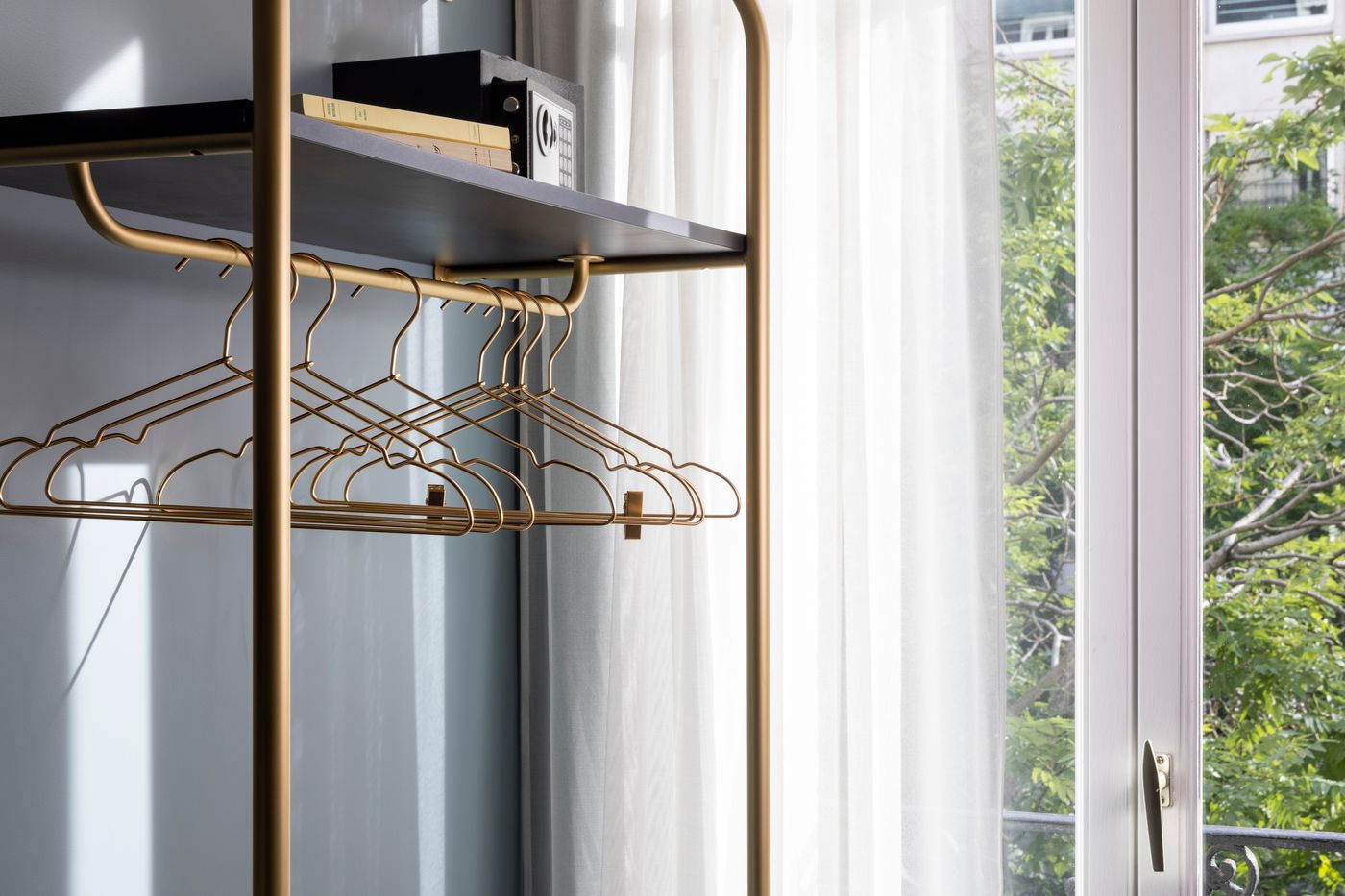 Au-Palais-de-Chaillot-General-view-1