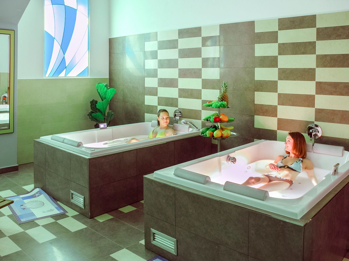 EA-Hotel-DownTown-Sports-and-Entertainment-36