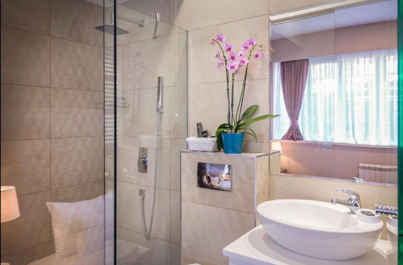 Veneti Suites-Serbia-BELGRADE-Room-9