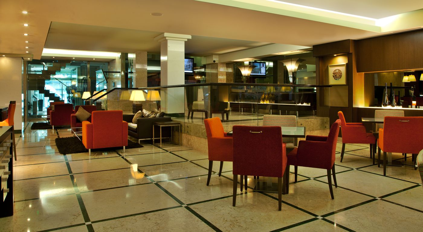 Turim-Iberia-Hotel-Lobby-11