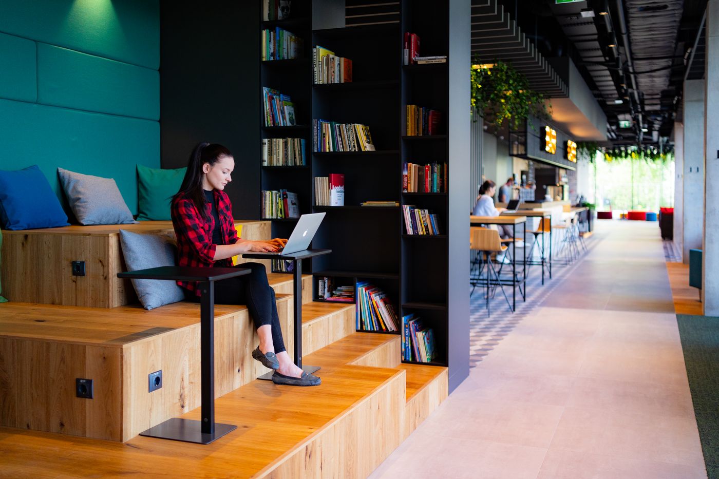 ibis-Tallinn-Center-Lobby-33