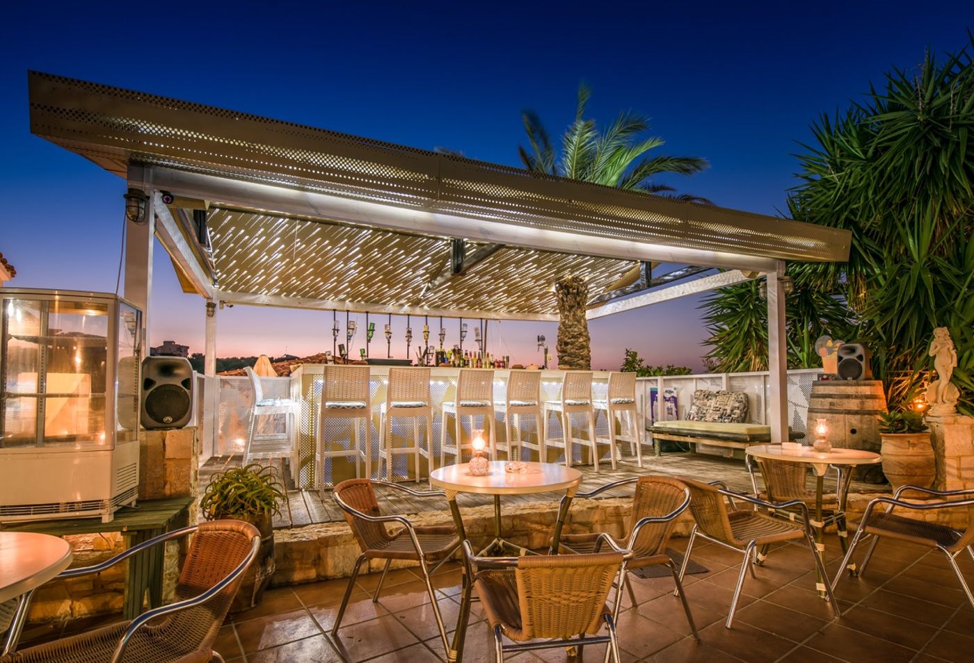 Diamond-Village-Bar-10