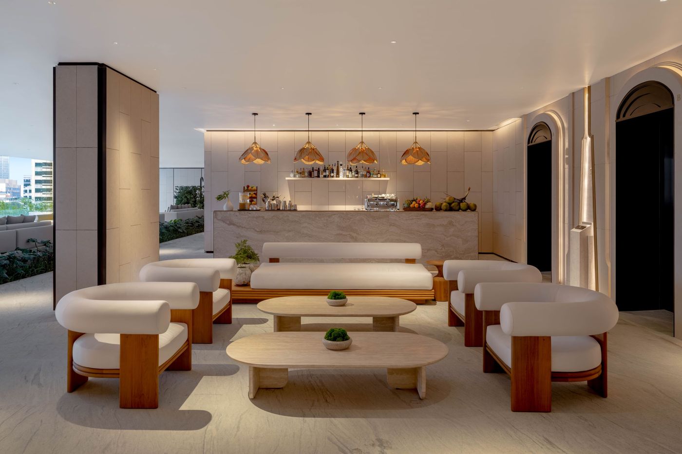 Dusit-Thani-Bangkok-Pool-7