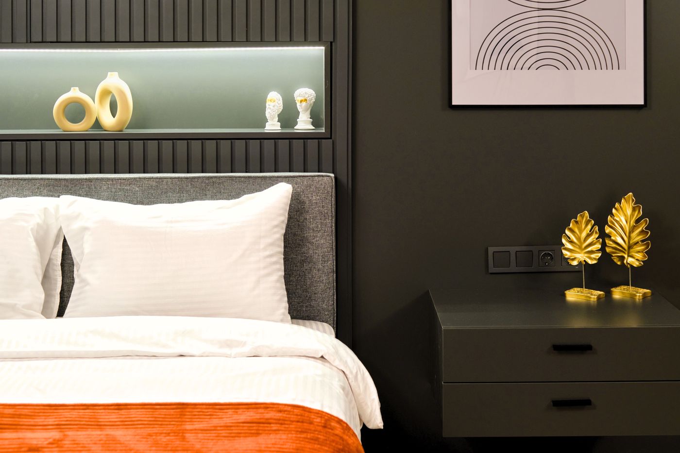 TAKS-INN-Suites-Room-43