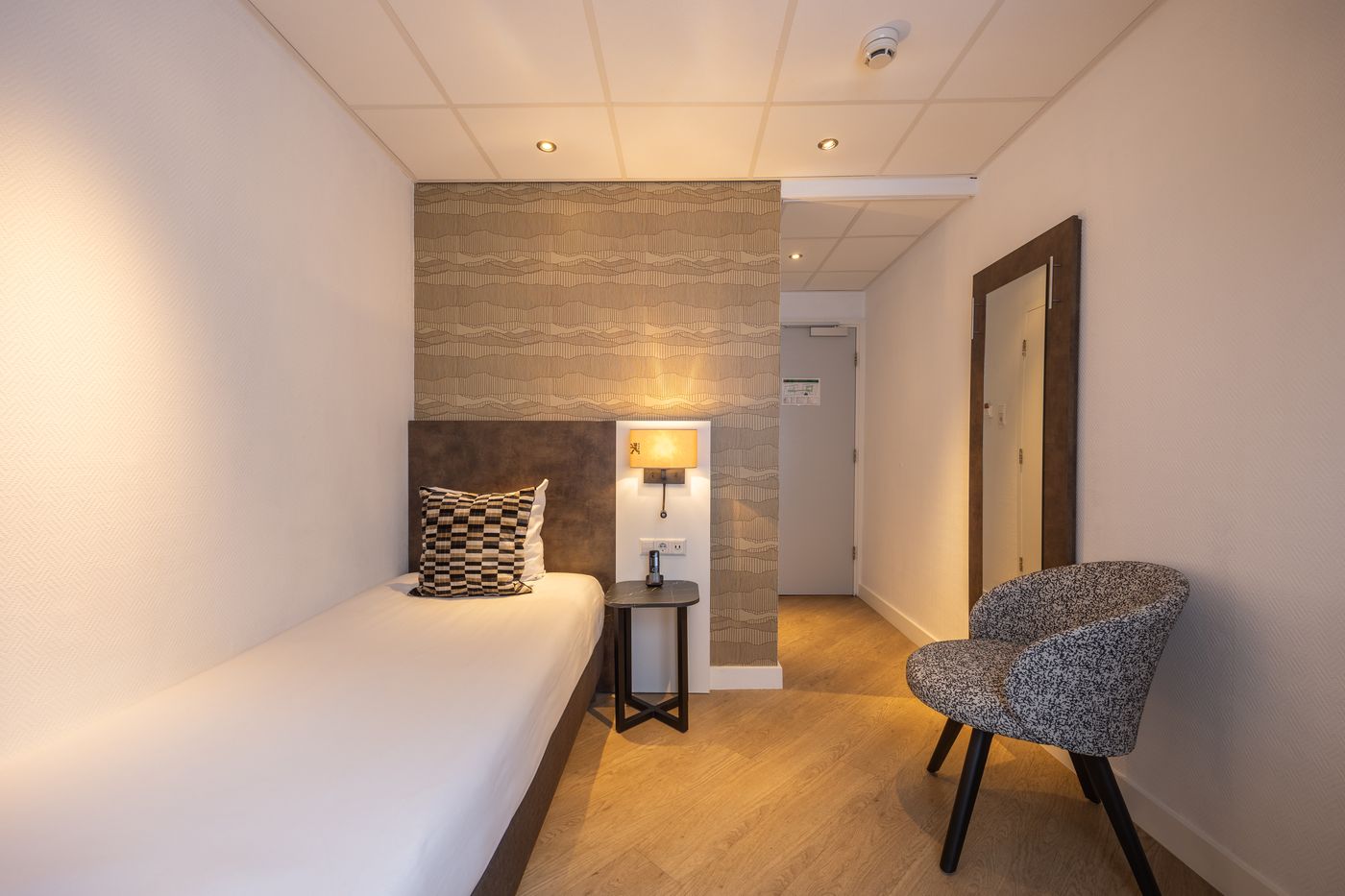 Amsterdam-De-Roode-Leeuw-Room-30